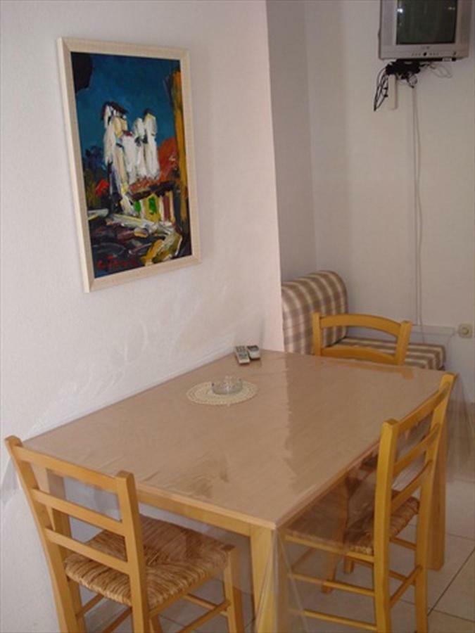 Tutini Dvori Apartment Primosten Ngoại thất bức ảnh