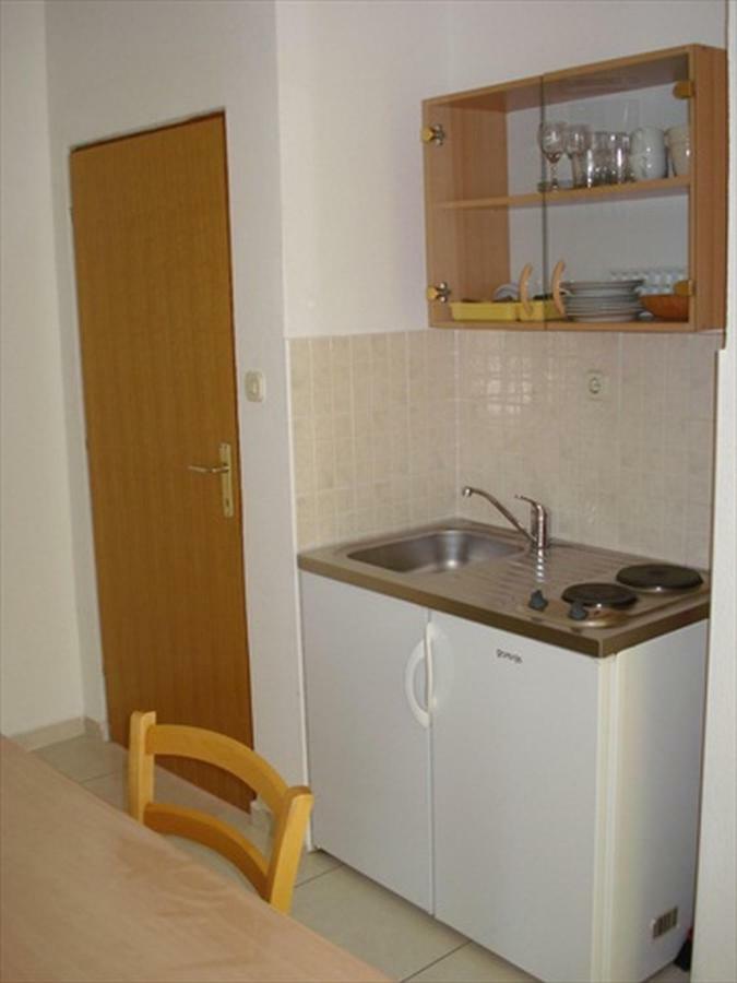 Tutini Dvori Apartment Primosten Ngoại thất bức ảnh