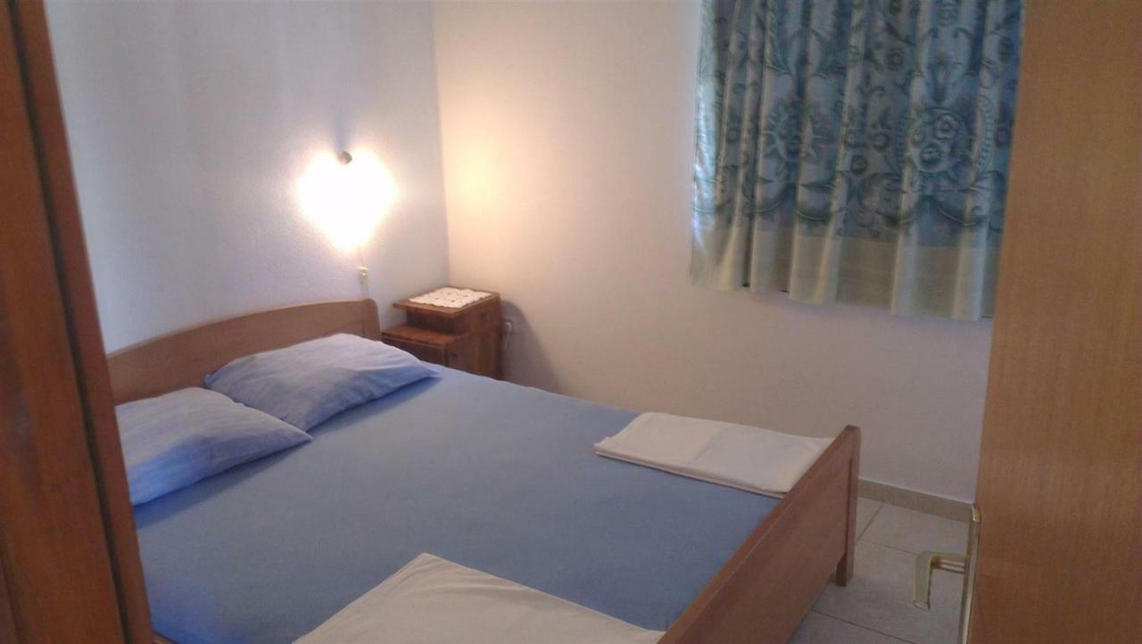Tutini Dvori Apartment Primosten Ngoại thất bức ảnh