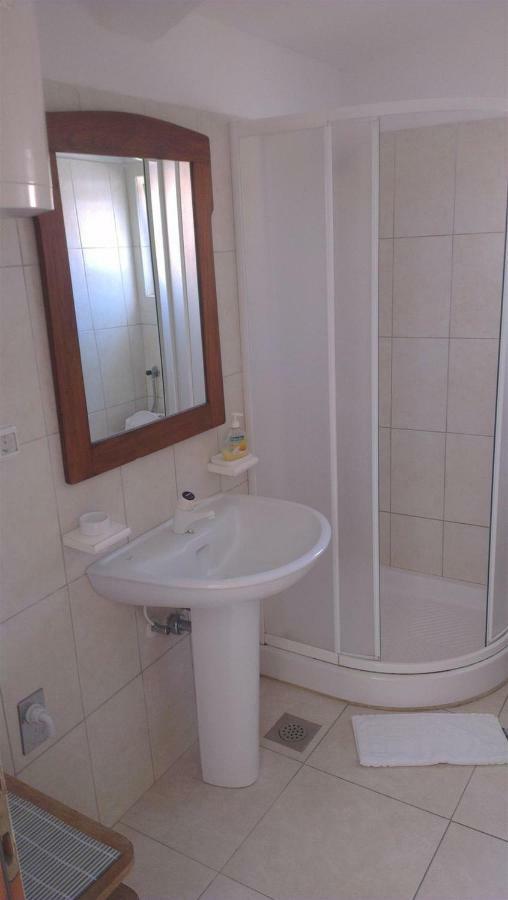 Tutini Dvori Apartment Primosten Ngoại thất bức ảnh